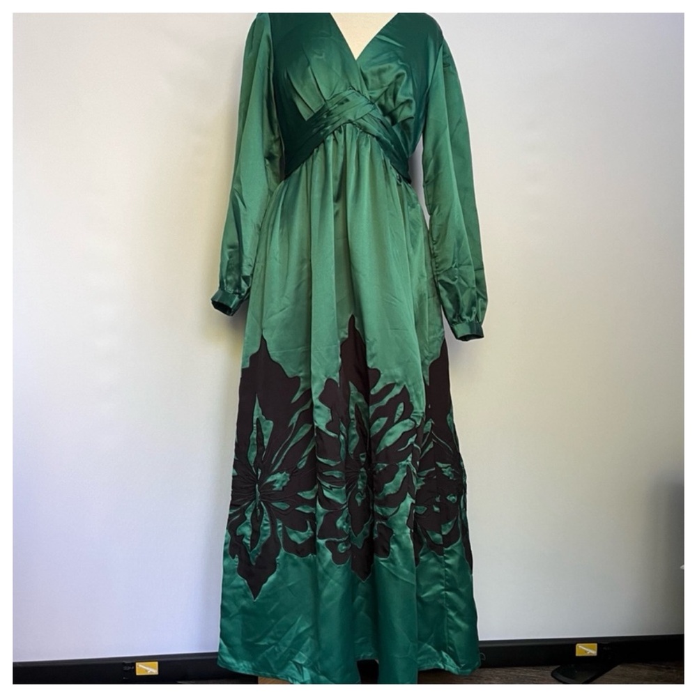 NWT Ssle Anthropologie Nikasha Emerald Green Embroidered Appliqué Maxi Dress - Picture 8 of 14